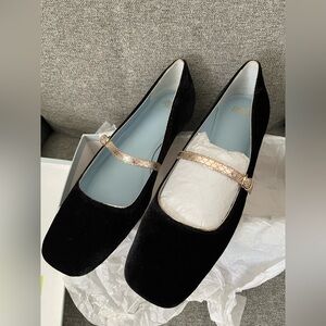 Frances Valentine Joanv  Black Velvet Mary Jane Shoes Size 10 Women’s